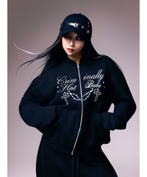 REPIVV(レピヴ)の「Criminally Hot Hoodie (Black)(パーカー・レディース・その他・FREE)」の1枚目の写真