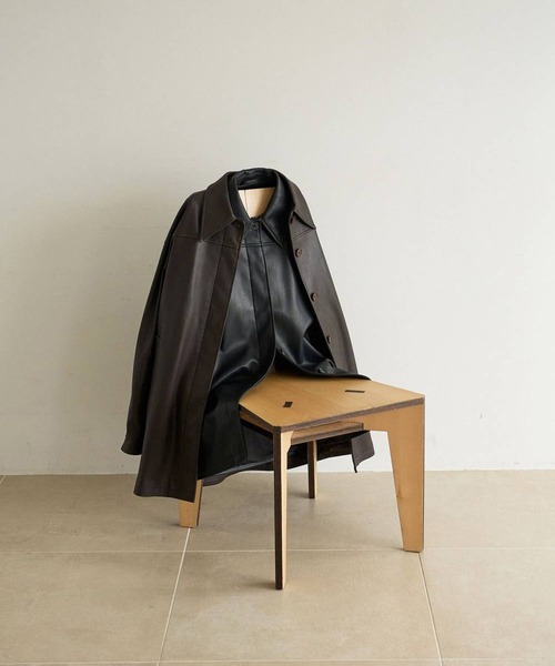 anuke(アンヌーク)の「【anuke/アンヌーク】Ecoleather Over Jacket/エコレザーオーバージャケット(その他アウター・レディース・ブラック/ブラウン・38/36)」の13枚目の写真