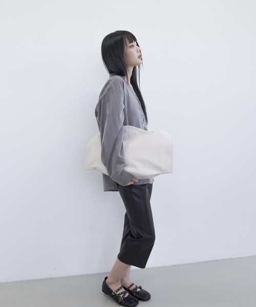 PLEA Collective(プリ―コレクティブ)の「フェイクレザースラウチワンショルダーバッグ(トートバッグ・レディース・アイボリー/ブラウン/ブラック・FREE)」の15枚目の写真