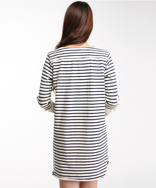 BEAMS BOY（ビームスボーイ）の「BEAMS BOY / クルーボーダー 7分袖ワンピース  （ワンピース・レディース・ナチュラル/ブラウン/ネイビー・ONE SIZE）」の7枚目の写真