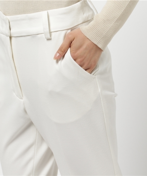 N.(N. Natural Beauty Basic)(エヌエヌナチュラルビューティーベーシック)の「ウォームアップセンタープレスパンツ(その他パンツ・レディース・ホワイト/ブラック/グレー/ベージュ・MEDIUM/SMALL)」の10枚目の写真