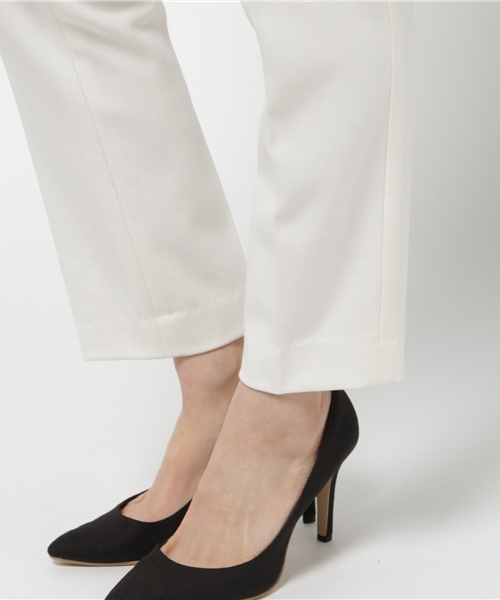 N.(N. Natural Beauty Basic)(エヌエヌナチュラルビューティーベーシック)の「ウォームアップセンタープレスパンツ(その他パンツ・レディース・ホワイト/ブラック/グレー/ベージュ・MEDIUM/SMALL)」の11枚目の写真