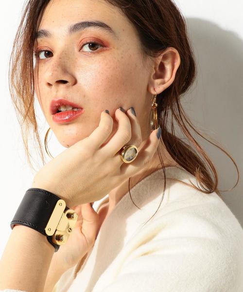 UNITED ARROWS（ユナイテッドアローズ）の「UBMF ロック ブレスレット◆（ブレスレット・レディース・ブラック/ベージュ・FREE）」の8枚目の写真