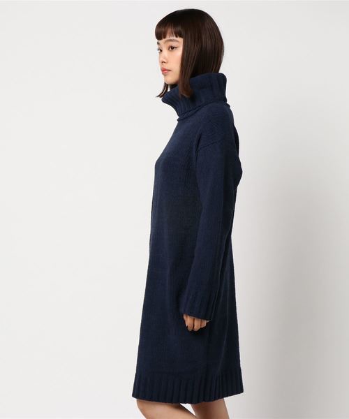 RAY CASSIN（レイカズン）の「モコモコ モールオフタートルワンピース（ワンピース・レディース・ネイビー/グレイッシュベージュ/キナリ・FREE）」の4枚目の写真