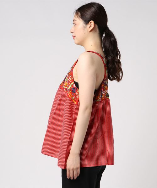 チャイハネ(チャイハネ)の「【チャイハネ】フォークロア刺繍ノースリーブトップス(タンクトップ・レディース・パープル/レッド/ホワイト・FREE)」の4枚目の写真