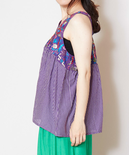 チャイハネ(チャイハネ)の「【チャイハネ】フォークロア刺繍ノースリーブトップス(タンクトップ・レディース・パープル/レッド/ホワイト・FREE)」の7枚目の写真