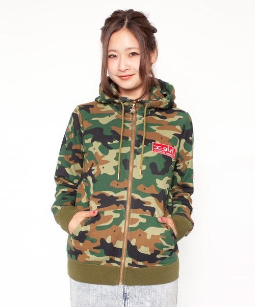 X-girl（エックスガール）の「X-girl VARIOUS SWEAT HOODIE（パーカー・レディース・ホワイト/カモフラージュ/ブラック/アッシュグレー/グリーン/ネイビー/A/B・1/2）」の6枚目の写真