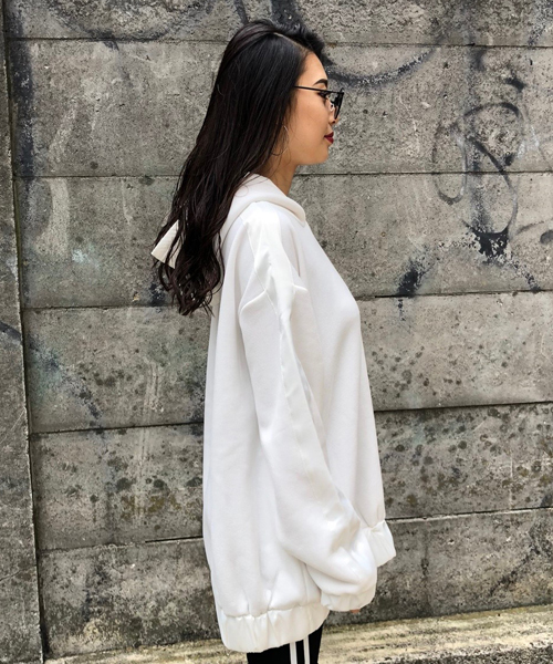 ENVYM（アンビー）の「サテンラインＰＯ（スウェット・レディース・ベージュ/ブラック/ホワイト・FREE）」の5枚目の写真