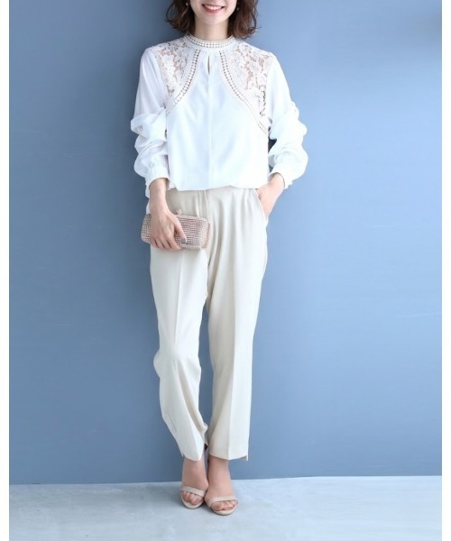 ドレスな立ち襟】肩を飾る魅力的シアーレースのきれいめブラウス