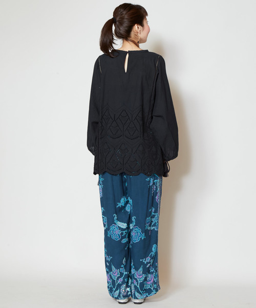 チャイハネ（チャイハネ）の「【チャイハネ】カットワークレーストップス（シャツ/ブラウス・レディース・ホワイト/ブラック/パープル/グリーン・FREE）」の10枚目の写真