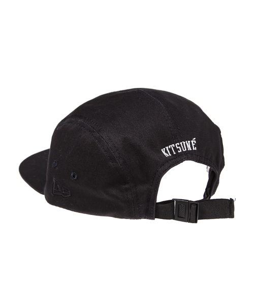 【MAISON KITSUNE】キャップ ブラック Maison Kitsune（メゾンキツネ）の「SMALL FOX HEAD EMBROIDERY