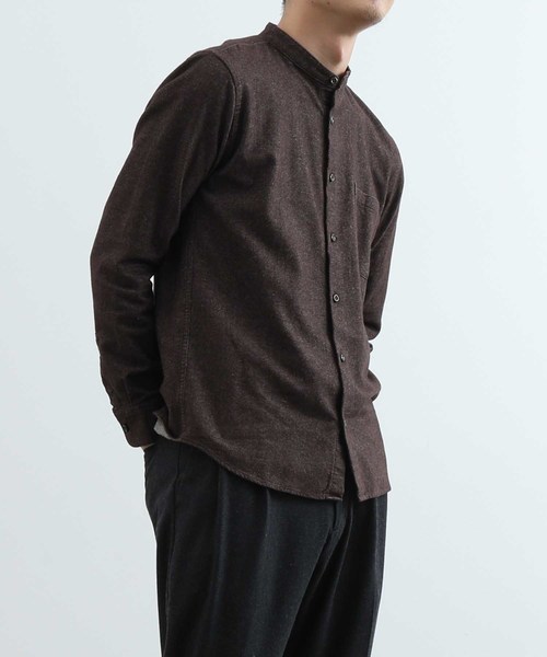 ADAM ET ROPE'（アダムエロペ）の「起毛ネル バンドカラーシャツ（シャツ/ブラウス・メンズ・ダークブラウン/モスグリーン/マスタード・LL/M/L）」の2枚目の写真