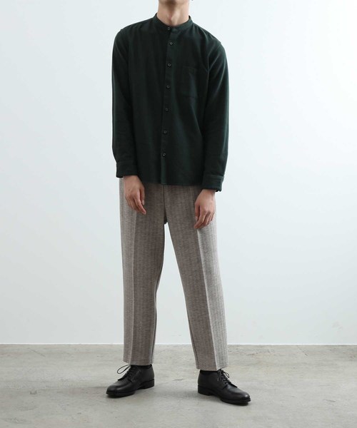 ADAM ET ROPE'（アダムエロペ）の「起毛ネル バンドカラーシャツ（シャツ/ブラウス・メンズ・ダークブラウン/モスグリーン/マスタード・LL/M/L）」の17枚目の写真