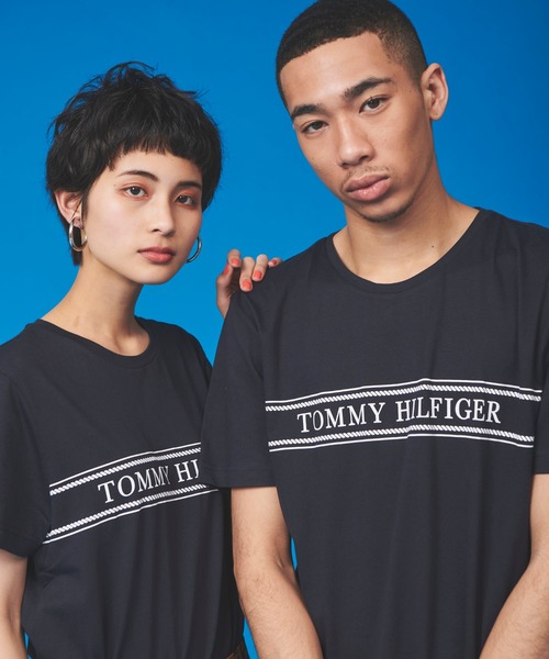 TOMMY HILFIGER（トミーヒルフィガー）の「【オンライン限定】ロープ ストライプ ロゴ Tシャツ ロゴ Tee カットソー カジュアル 半袖 Tシャツ（Tシャツ/カットソー・メンズ・ライトブルー/ネイビー/ホワイト・LARGE/MEDIUM/SMALL/X-LARGE）」の5枚目の写真