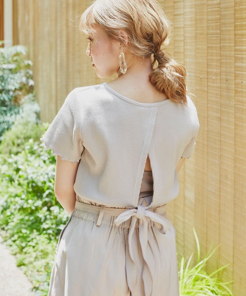 VANNIE U（ヴァニーユー）の「バックリボンカットソー（Tシャツ/カットソー・レディース・ブラック/ホワイト/ベージュ・FREE）」の3枚目の写真