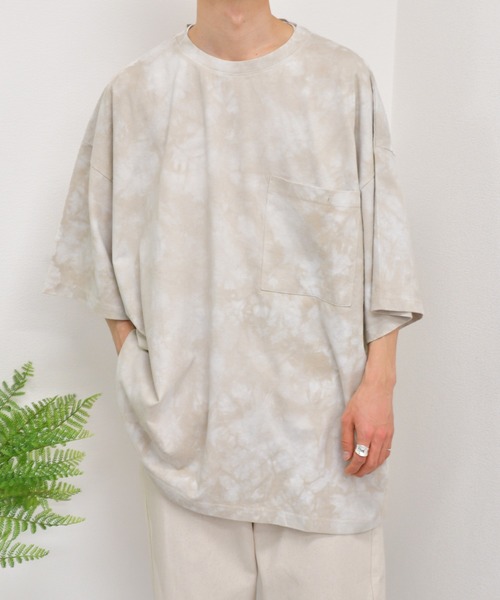 kutir（クティール）の「タイダイ柄ビッグTシャツ（Tシャツ/カットソー・メンズ・ベージュ/ネイビー/ブラック・LARGE/MEDIUM）」の3枚目の写真