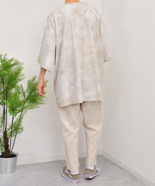 kutir（クティール）の「タイダイ柄ビッグTシャツ（Tシャツ/カットソー・メンズ・ベージュ/ネイビー/ブラック・LARGE/MEDIUM）」の18枚目の写真