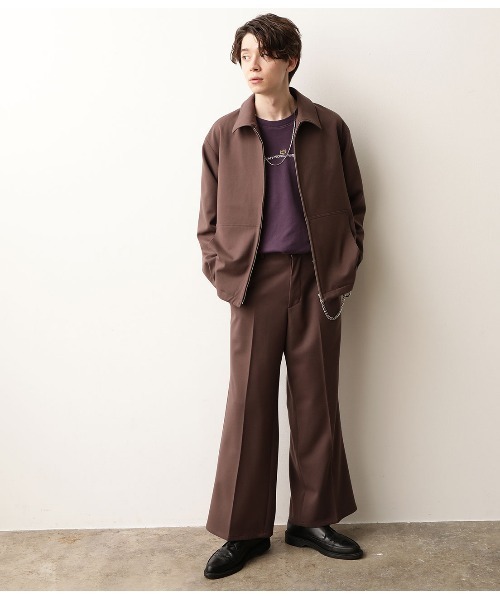 JUNRED(ジュンレッド)の「テクスチャーTRワイドフレアパンツ(スラックス・メンズ・ブラック/ダークブラウン・L/S/M)」の6枚目の写真