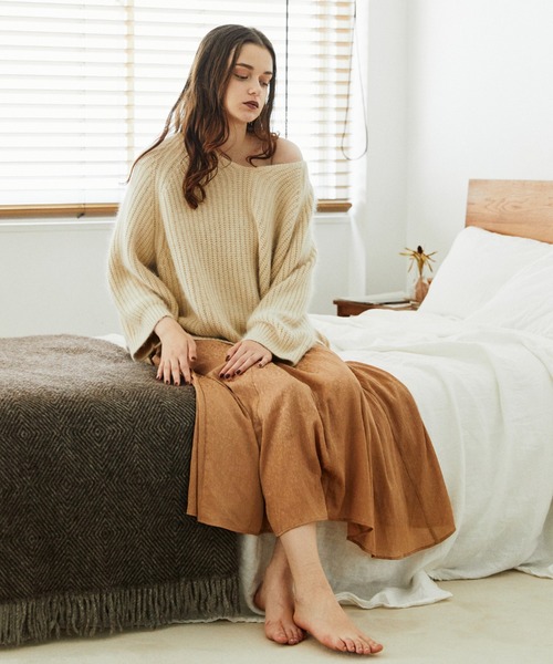 Cheek（チーク）の「サテン花柄ジャガードキャミワンピース（ワンピース・レディース・ブラック/クリーム/グレイッシュブルー/キャメル・MEDIUM）」の20枚目の写真