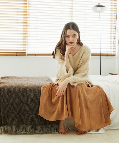 Cheek（チーク）の「サテン花柄ジャガードキャミワンピース（ワンピース・レディース・ブラック/クリーム/グレイッシュブルー/キャメル・MEDIUM）」の10枚目の写真