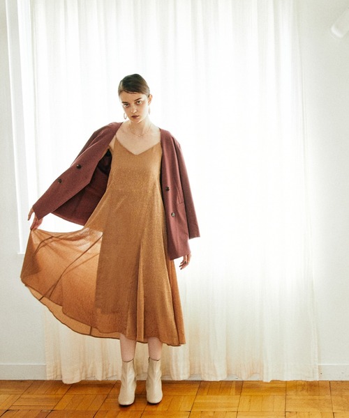 Cheek（チーク）の「サテン花柄ジャガードキャミワンピース（ワンピース・レディース・ブラック/クリーム/グレイッシュブルー/キャメル・MEDIUM）」の7枚目の写真