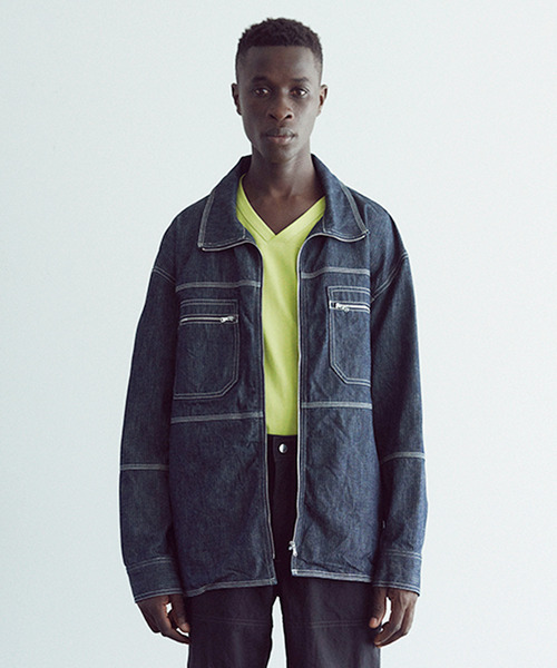 KIIT(キート)の「KIIT キート / ヘリンボーンデニムジャケット カバーオール 2WAY 配色ステッチ スタンドカラー ドロップショルダー ワイド ボックス ビッグシルエット / KIK-Y98B-003(デニムジャケット・メンズ・インディゴブルー・1/2/3)」の17枚目の写真