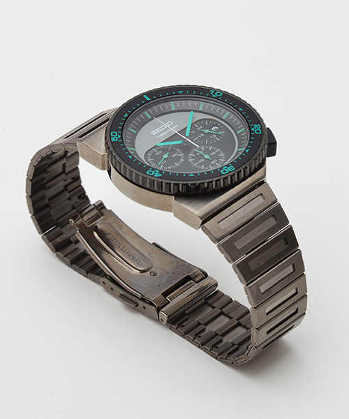 SEIKO(セイコー)の「SEIKO GIUGIARO DESIGN / SCED019(アナログ腕時計・メンズ・ブラック×ブラック/チャコールグレー×ブラック・ONE SIZE)」の3枚目の写真