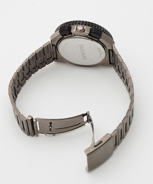 SEIKO(セイコー)の「SEIKO GIUGIARO DESIGN / SCED019(アナログ腕時計・メンズ・ブラック×ブラック/チャコールグレー×ブラック・ONE SIZE)」の4枚目の写真