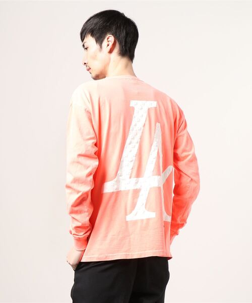 STUD MUFFIN（スタッドマフィン）の「STUD MUFFIN/スタッド マフィン/バックLAフォームプリントL/Sカットソー/114-02367（Tシャツ/カットソー・メンズ・ホワイト/オレンジ/ブラック・2/3/4）」の5枚目の写真