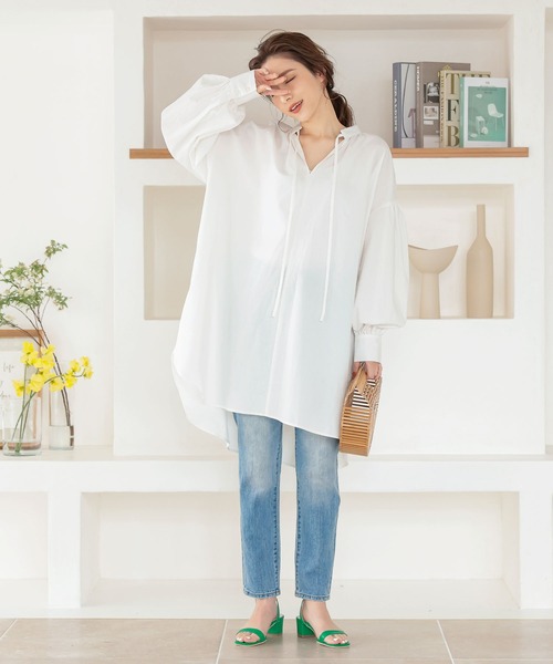 KOBE LETTUCE（コウベレタス）の「ボリュームスリーブスキッパーチュニック（チュニック・レディース・オフホワイト/グレイッシュベージュ/グリーン系その他・FREE）」の14枚目の写真