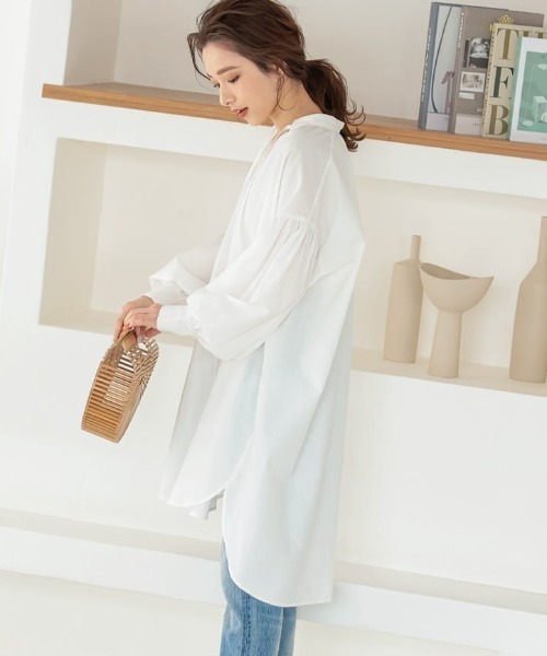 KOBE LETTUCE（コウベレタス）の「ボリュームスリーブスキッパーチュニック（チュニック・レディース・オフホワイト/グレイッシュベージュ/グリーン系その他・FREE）」の12枚目の写真