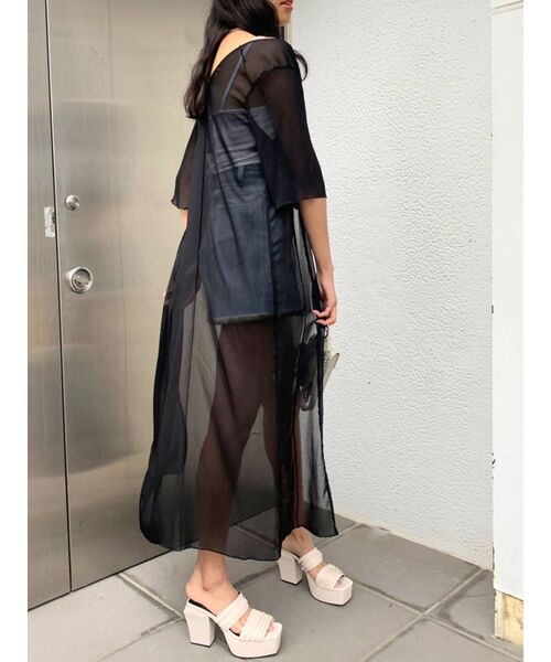 EMODA（エモダ）の「ワイドギャザーハイヒール（サンダル・レディース・アイボリー/グレー/ブラック・SMALL/MEDIUM/LARGE）」の17枚目の写真