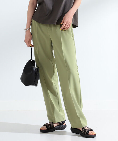 Ray BEAMS(レイビームス)の「Ray BEAMS / 1タック カラー パンツ(スラックス・レディース・レッド系その他/グリーン系その他2・1/0)」の22枚目の写真