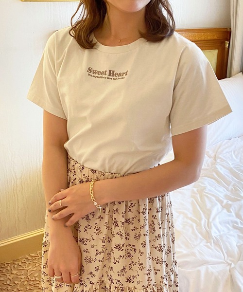 apres jour（アプレジュール）の「アソートロゴT【ZOZOTOWN限定アイテム】【4AP】（Tシャツ/カットソー・レディース・アイボリー/ライトピンク/オフホワイト/ホワイト系その他・X-LARGE/フリー）」の11枚目の写真