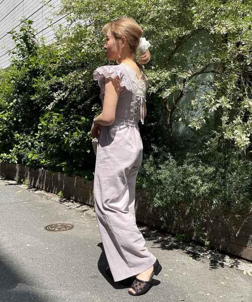 MAJESTIC LEGON（マジェスティックレゴン）の「ピクニックサロペット（サロペット/オーバーオール・レディース・ライトグレー/ブラック/ベージュ・SMALL/MEDIUM）」の16枚目の写真