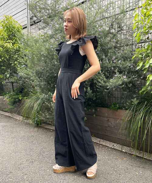 MAJESTIC LEGON（マジェスティックレゴン）の「ピクニックサロペット（サロペット/オーバーオール・レディース・ライトグレー/ブラック/ベージュ・SMALL/MEDIUM）」の7枚目の写真