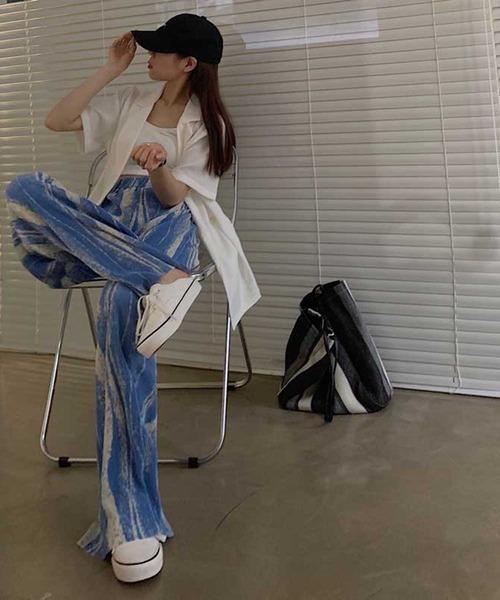 MANGROVE（マングローブ）の「インクペインティングストライププリーツパンツ（その他パンツ・レディース・ブルー/グリーン/ブラック・FREE）」の14枚目の写真