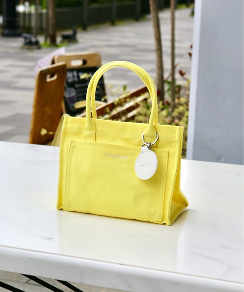 the case（ザケース）の「財布、スマホ、ポーチ、ペットボトルがちょうど収まるサイズ DAILY MIRROR TOTE mini（トートバッグ・レディース・ブラック/パープル/グリーン/ベージュ/ホワイト/レオパード/アニマル/その他1/ゼブラ/ブルー/モカ/その他2/ライトグレー/ライトブラウン/ピンク/イエロー/インディゴブルー/ブラック系・FREE）」の12枚目の写真