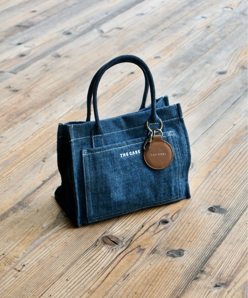 the case（ザケース）の「財布、スマホ、ポーチ、ペットボトルがちょうど収まるサイズ DAILY MIRROR TOTE mini（トートバッグ・レディース・ブラック/パープル/グリーン/ベージュ/ホワイト/レオパード/アニマル/その他1/ゼブラ/ブルー/モカ/その他2/ライトグレー/ライトブラウン/ピンク/イエロー/インディゴブルー/ブラック系・FREE）」の9枚目の写真