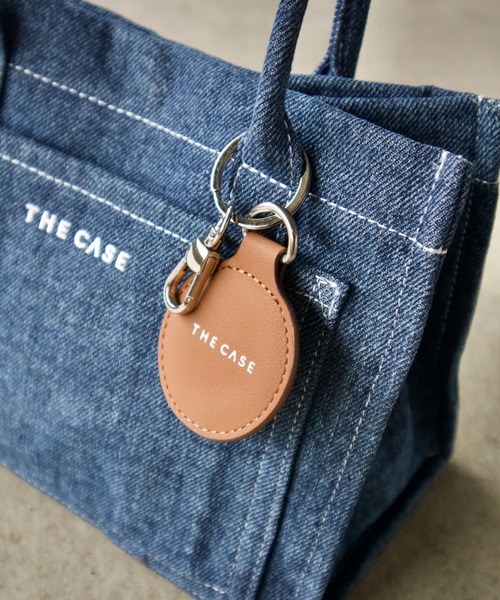 セール】財布、スマホ、ポーチ、ペットボトルがちょうど収まるサイズ