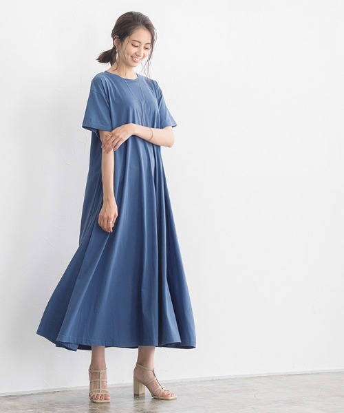 Pierrot(ピエロ)の「汗ジミ防止 半袖Aラインワンピース(ワンピース・レディース・モカ/ブラック/ライトグレー/ラベンダー/ブルー・M/L)」の14枚目の写真