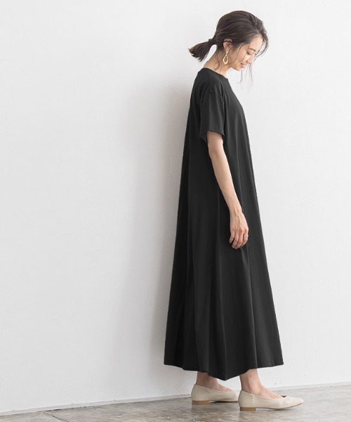 Pierrot(ピエロ)の「汗ジミ防止 半袖Aラインワンピース(ワンピース・レディース・モカ/ブラック/ライトグレー/ラベンダー/ブルー・M/L)」の6枚目の写真