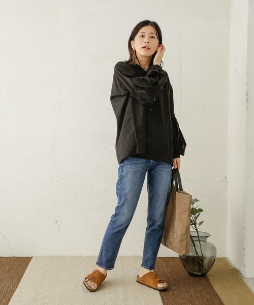 URBAN RESEARCH DOORS（アーバンリサーチドアーズ）の「ストレッチテーパードデニム（デニムパンツ・レディース・インディゴブルー/ブラック・36/38）」の9枚目の写真