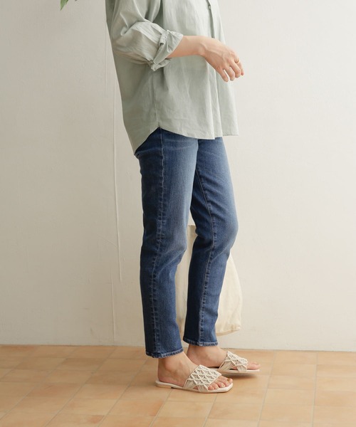 URBAN RESEARCH DOORS（アーバンリサーチドアーズ）の「ストレッチテーパードデニム（デニムパンツ・レディース・インディゴブルー/ブラック・36/38）」の19枚目の写真