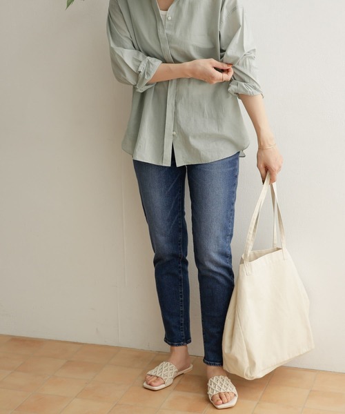 URBAN RESEARCH DOORS（アーバンリサーチドアーズ）の「ストレッチテーパードデニム（デニムパンツ・レディース・インディゴブルー/ブラック・36/38）」の21枚目の写真