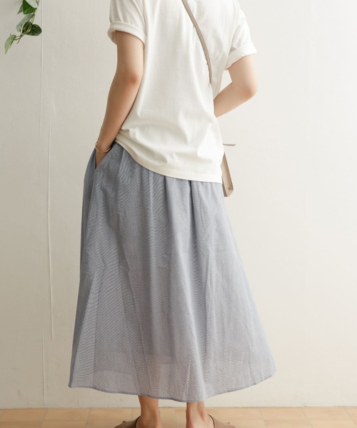 URBAN RESEARCH DOORS（アーバンリサーチドアーズ）の「ドビーギャザースカート（スカート・レディース・グリーン/ブラック/ネイビー・ONE）」の7枚目の写真