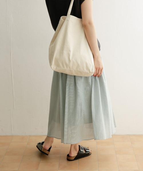 URBAN RESEARCH DOORS（アーバンリサーチドアーズ）の「ドビーギャザースカート（スカート・レディース・グリーン/ブラック/ネイビー・ONE）」の15枚目の写真