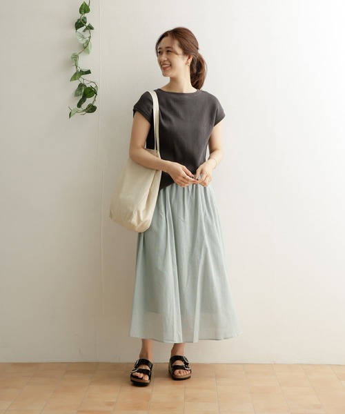 URBAN RESEARCH DOORS（アーバンリサーチドアーズ）の「ドビーギャザースカート（スカート・レディース・グリーン/ブラック/ネイビー・ONE）」の19枚目の写真