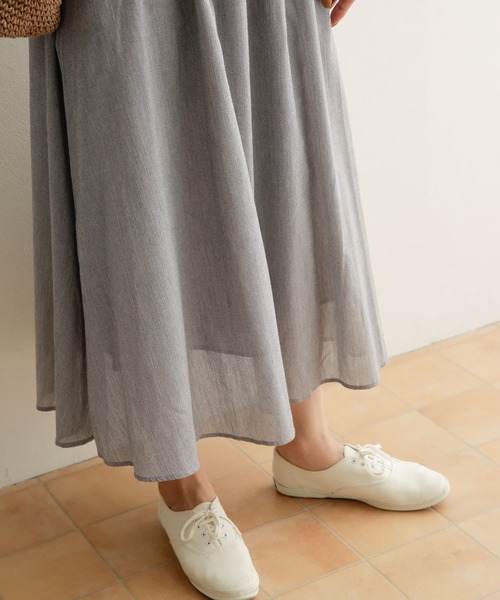 URBAN RESEARCH DOORS（アーバンリサーチドアーズ）の「ドビーギャザースカート（スカート・レディース・グリーン/ブラック/ネイビー・ONE）」の22枚目の写真