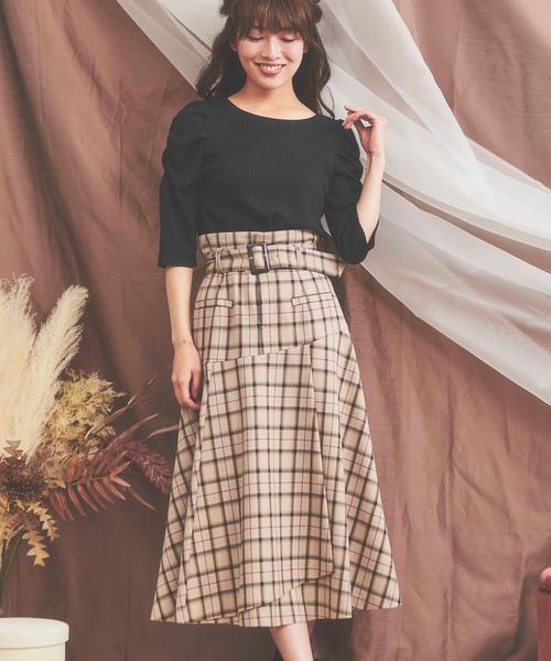 NOELA（ノエラ）の「ベルト付チェックスカート（スカート・レディース・オフホワイト/ベージュ/ブラウン・S/M）」の3枚目の写真